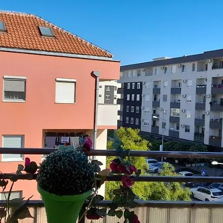 Lägenhet Zira1 Novi Sad