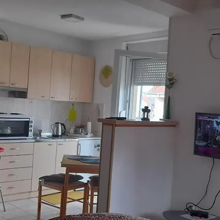 Lägenhet Zira1